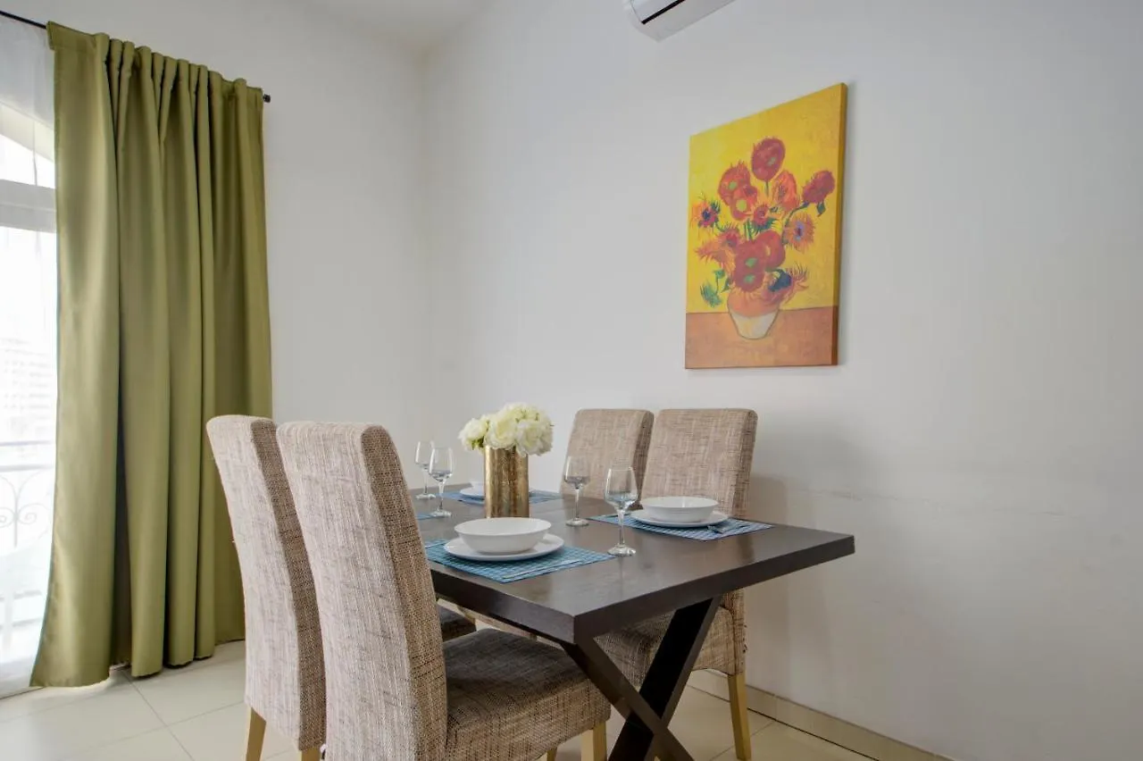 St Julians 2 Bedroom Apartment With Commanding Seaviews By Shortletsmalta Saint Julian's 몰타